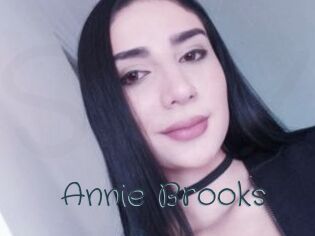 Annie_Brooks