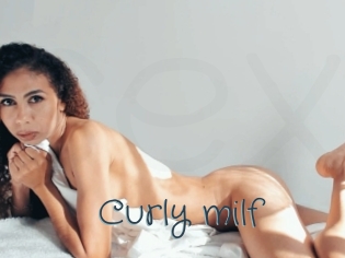 Curly_milf