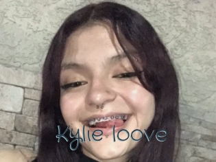 Kylie_loove