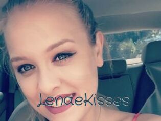 LenaeKisses