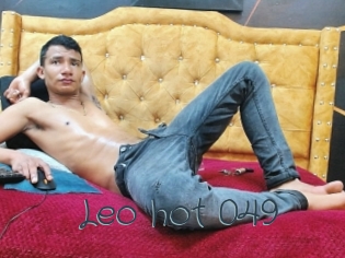 Leo_hot_049