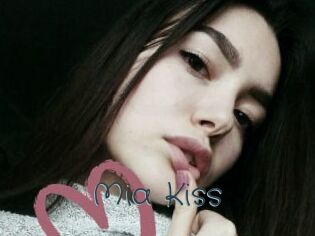 Mia_Kiss_