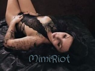 Mimi_Riot