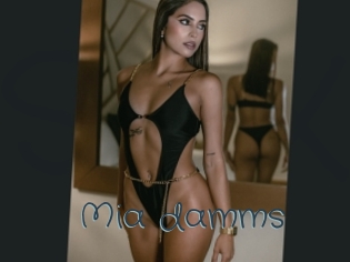 Mia_damms