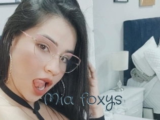 Mia_foxys