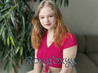 Roxyfoxyy