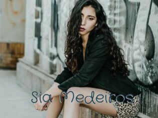 Sia_Medeiros