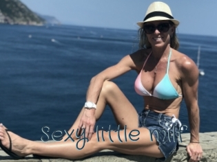 Sexy_little_milf