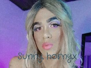 Sunny_hornyx